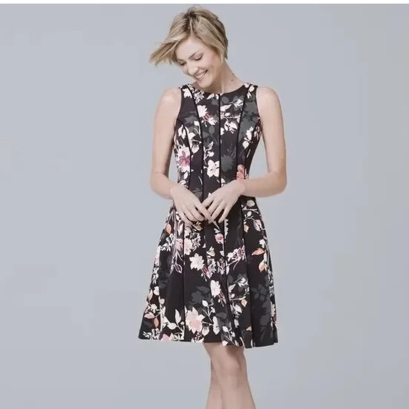 WHBM Women’s Black Multi Floral Fit & Flare A-Line Pleated Scuba Dress Sz-4 - Picture 1 of 12